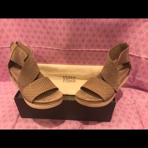 Like new Eileen Fisher sandals